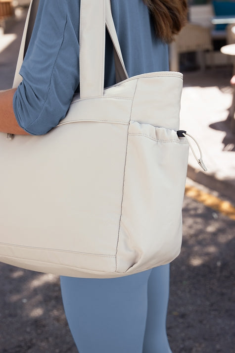 TEAM Lionheart - Studio Oversized Tote