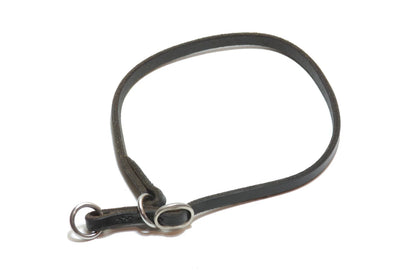 Nahkainen kokokiristävä kaulain stopparilla – 8 mm